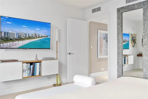102 24th Street Miami Beach FL 33139