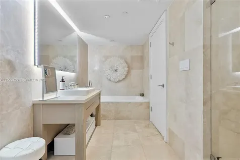 102 24th Street Miami Beach FL 33139