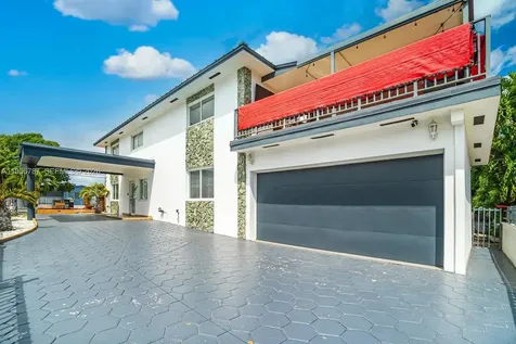 901 NW 22nd Place Miami FL 33125