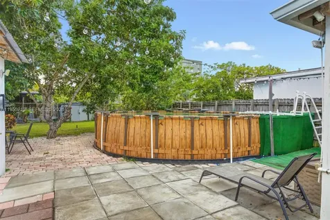104 SW 40th Avenue Miami FL 33134