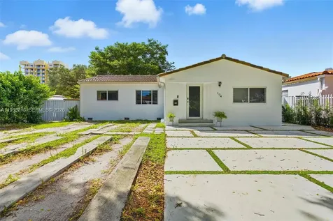104 SW 40th Avenue Miami FL 33134
