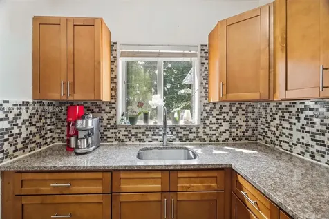 104 SW 40th Avenue Miami FL 33134