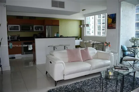 253 NE 2nd Street Miami FL 33132