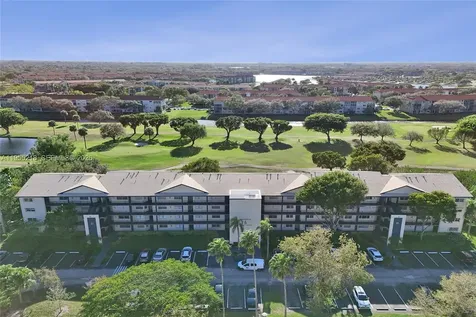900 SW 128th Avenue Pembroke Pines FL 33027