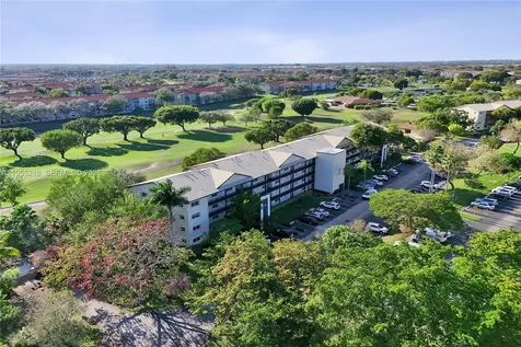 900 SW 128th Avenue Pembroke Pines FL 33027