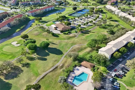 900 SW 128th Avenue Pembroke Pines FL 33027