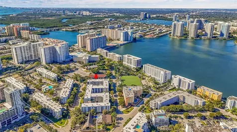 201 178th Drive Sunny Isles Beach FL 33160