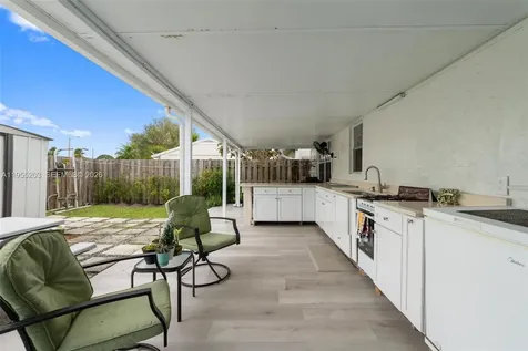 1366 Osprey Court Homestead FL 33035