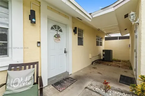 1366 Osprey Court Homestead FL 33035