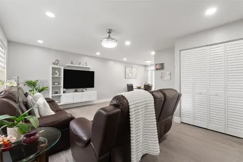 1366 Osprey Court Homestead FL 33035