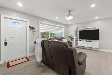 1366 Osprey Court Homestead FL 33035