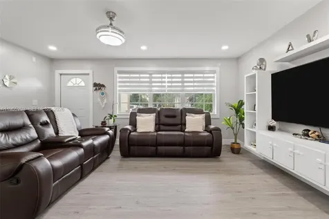 1366 Osprey Court Homestead FL 33035