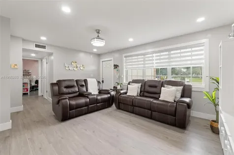 1366 Osprey Court Homestead FL 33035