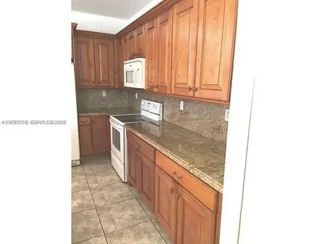 15389 SW 90th Terrace Miami FL 33196
