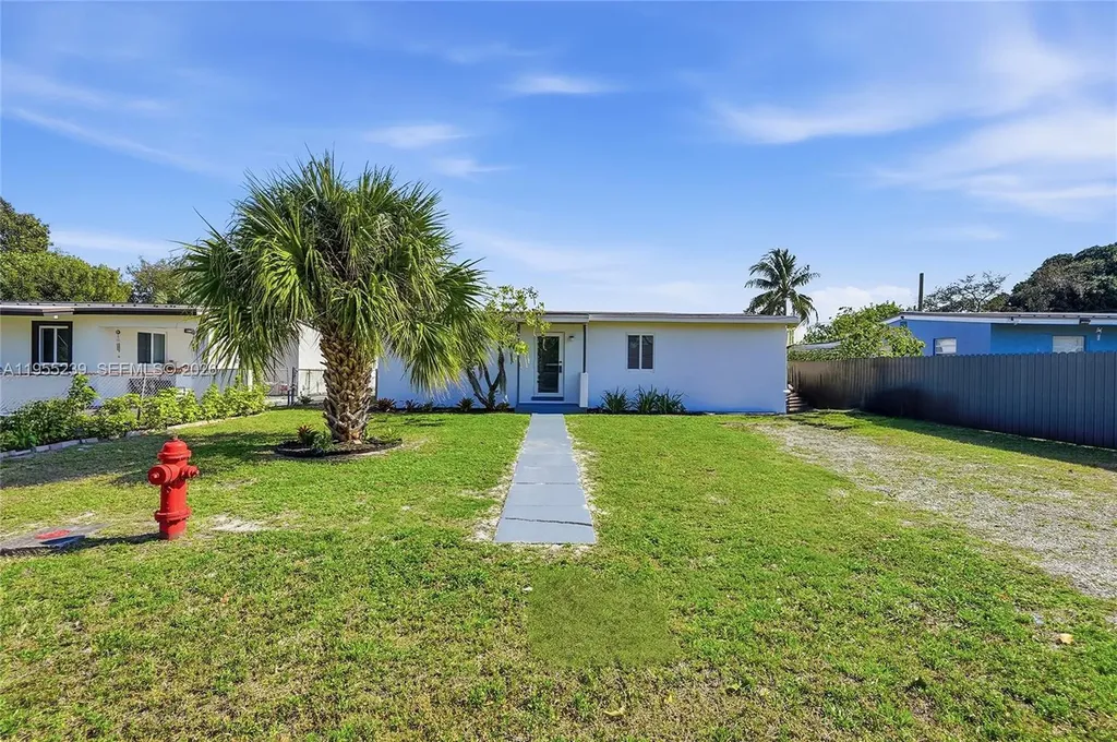 1308 NW 13th Court Fort Lauderdale FL 33311