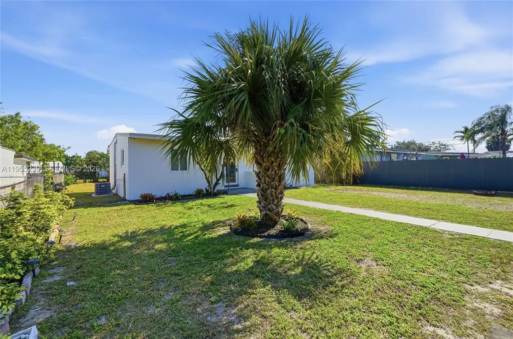 1308 NW 13th Court Fort Lauderdale FL 33311