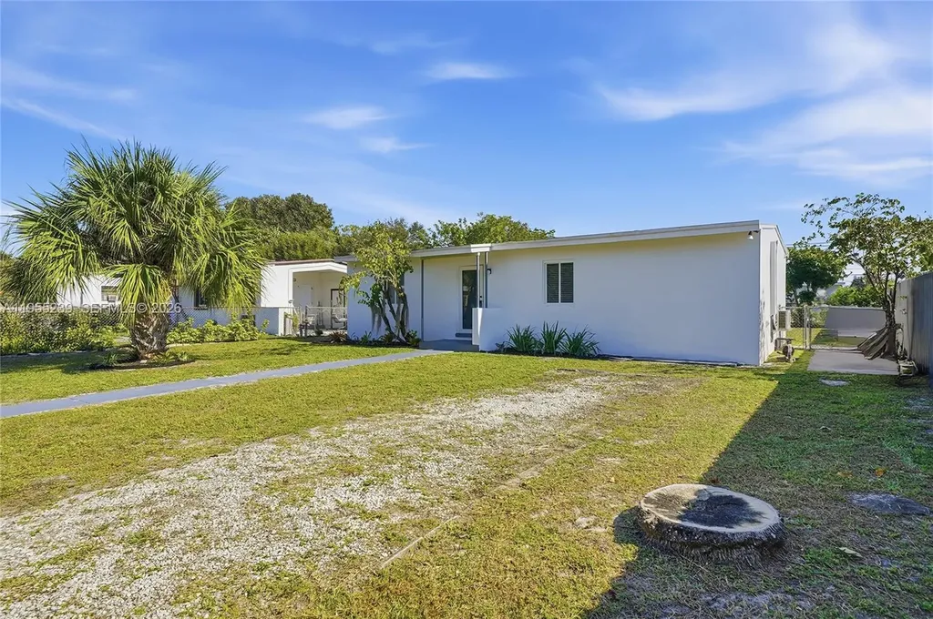 1308 NW 13th Court Fort Lauderdale FL 33311