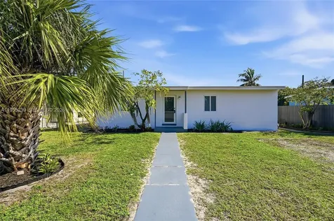 1308 NW 13th Court Fort Lauderdale FL 33311