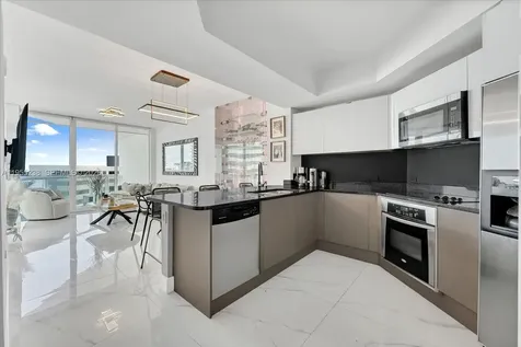 480 NE 30th Street Miami FL 33137