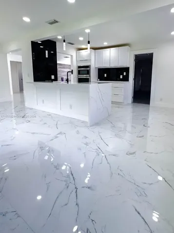 1009 Leisure Lane Boynton Beach FL 33426