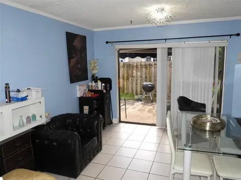 9331 NW 33rd Manor Sunrise FL 33351