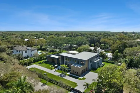 5900 SW 129th Terrace Pinecrest FL 33156