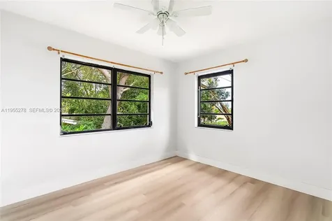 1419 Crest Drive Lake Worth FL 33461