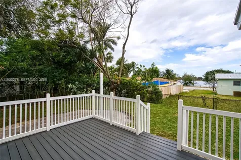 1419 Crest Drive Lake Worth FL 33461