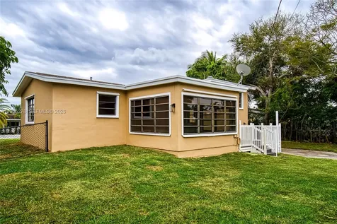 1419 Crest Drive Lake Worth FL 33461