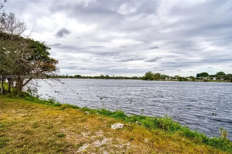 1419 Crest Drive Lake Worth FL 33461