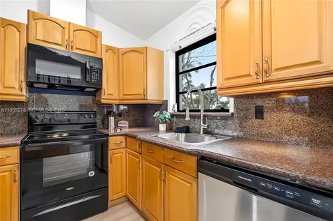 1419 Crest Drive Lake Worth FL 33461