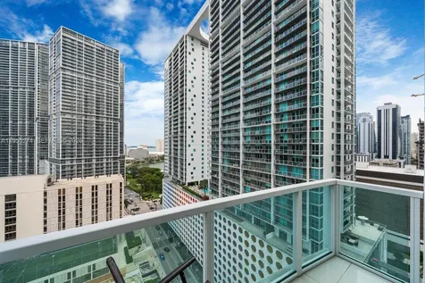 41 SE 5th Street Miami FL 33131