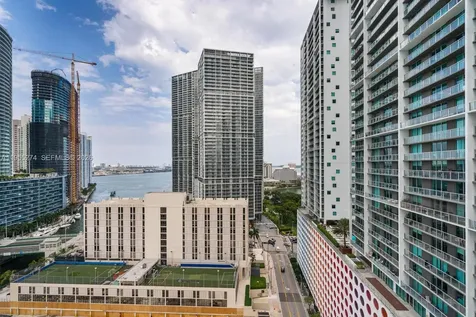 41 SE 5th Street Miami FL 33131