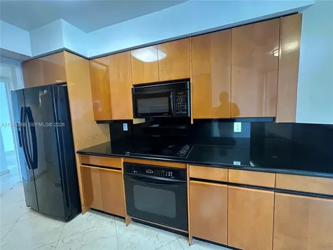 18671 Collins Avenue Sunny Isles Beach FL 33160