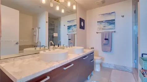 253 NE 2nd Street Miami FL 33132