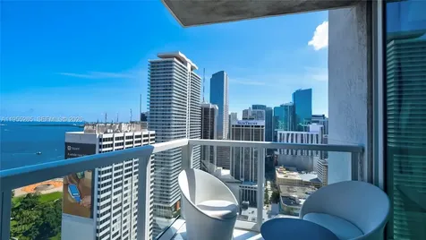 253 NE 2nd Street Miami FL 33132