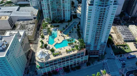 253 NE 2nd Street Miami FL 33132