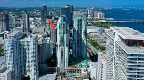 253 NE 2nd Street Miami FL 33132