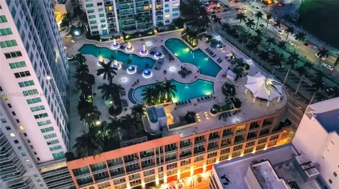 253 NE 2nd Street Miami FL 33132