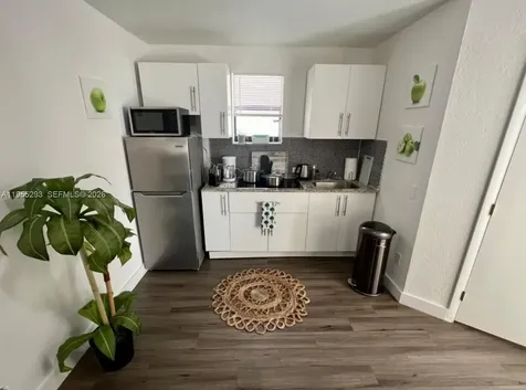 1068 NW 5th Street Miami FL 33128