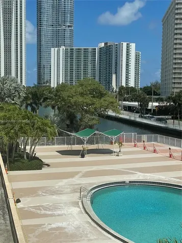 400 Kings Point Drive Sunny Isles Beach FL 33160