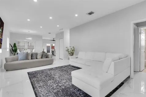 3176 NE 4 Street Homestead FL 33033