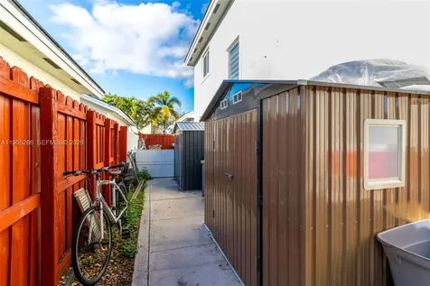 3176 NE 4 Street Homestead FL 33033