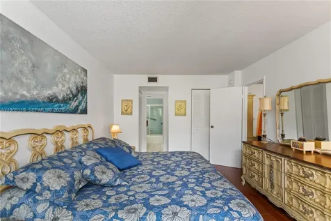 2998 NW 48th Terrace Lauderdale Lakes FL 33313
