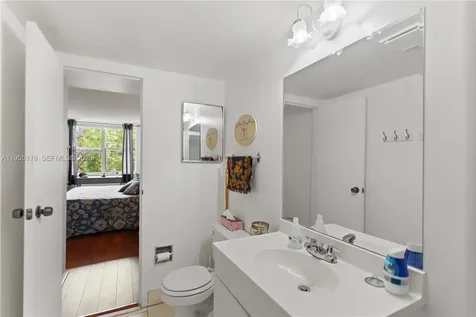 2998 NW 48th Terrace Lauderdale Lakes FL 33313