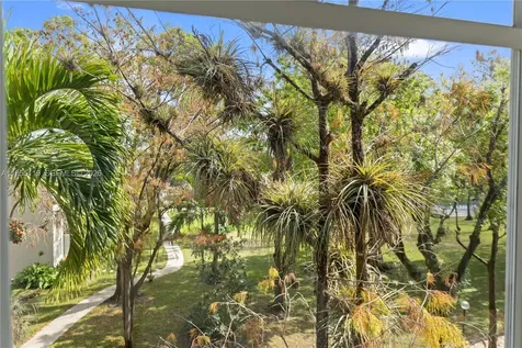 2998 NW 48th Terrace Lauderdale Lakes FL 33313