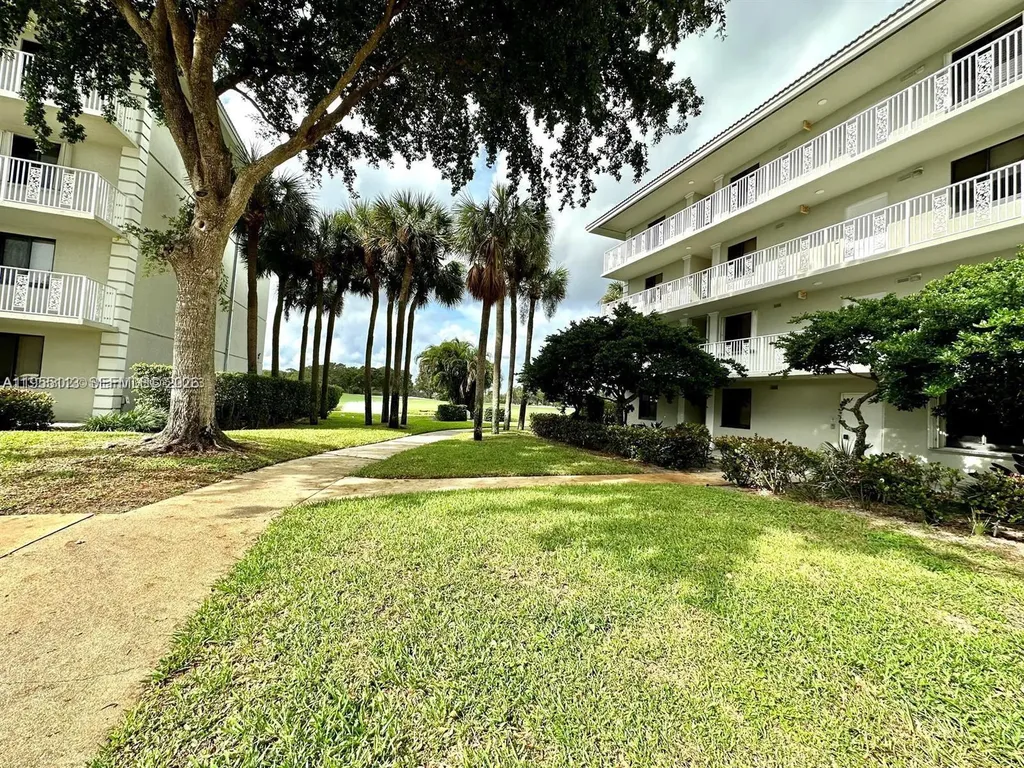 2621 Village Boulevard West Palm Beach FL 33409