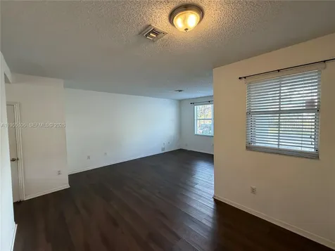4256 NE 9th Street Homestead FL 33033