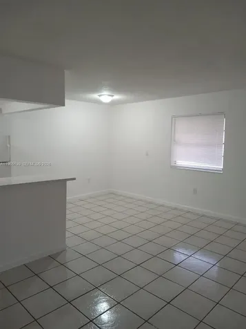 1230 W 54th Street Hialeah FL 33012