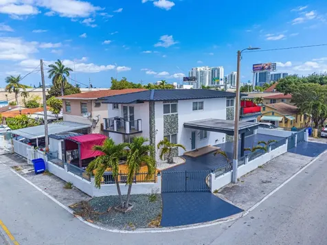 901 NW 22nd Place Miami FL 33125
